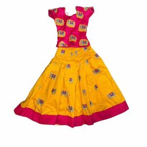 Handloom Ikat Silk Pattu Pavadai Set – Elephant Motif